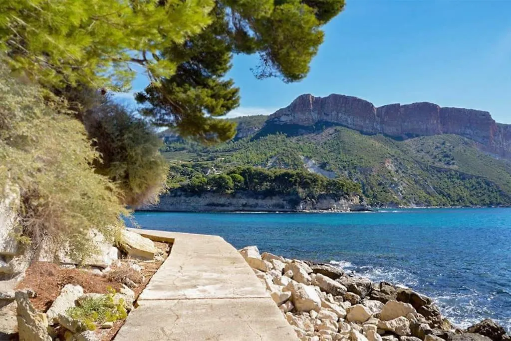 Un Balcon, Au Coeur Du Village Cassis Appartement